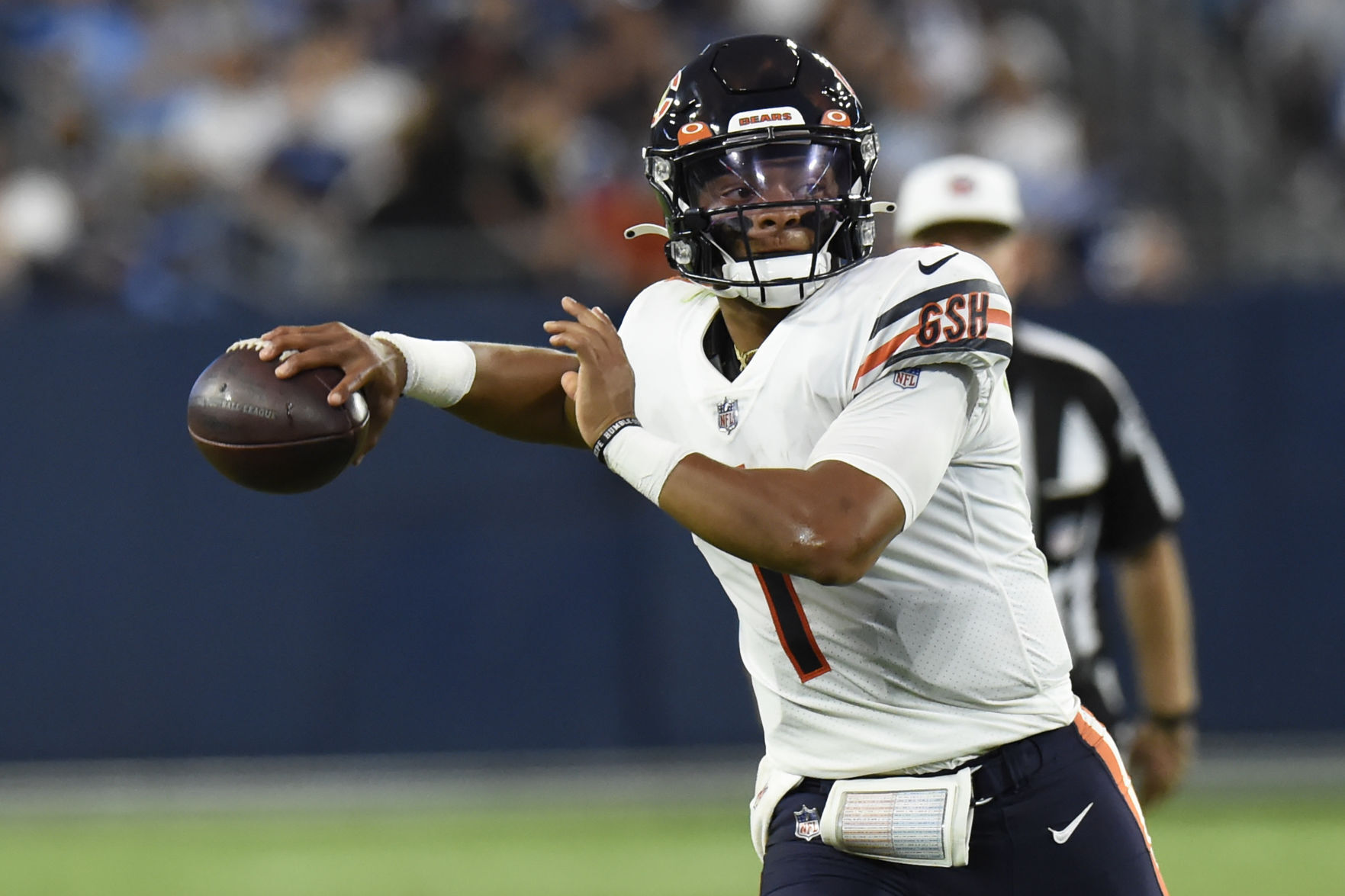Bears Titans Football